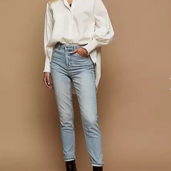 Topshop Bleach Stone Premium Mom Tapered Jeans - Picture 2 of 3